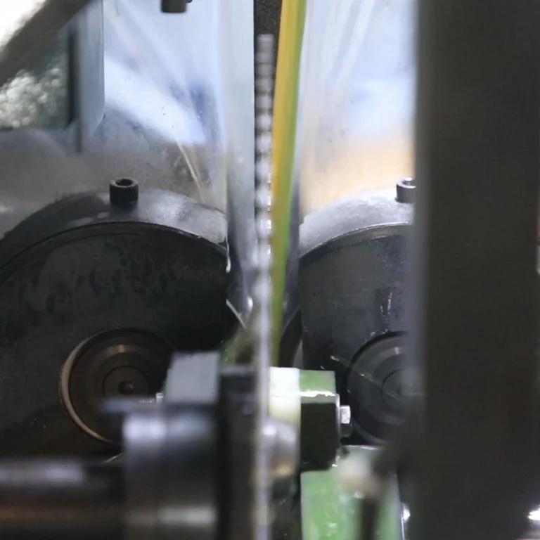 UB-MLC300J Full Automatic Side Angle Grinding Machine (Robot Arm)