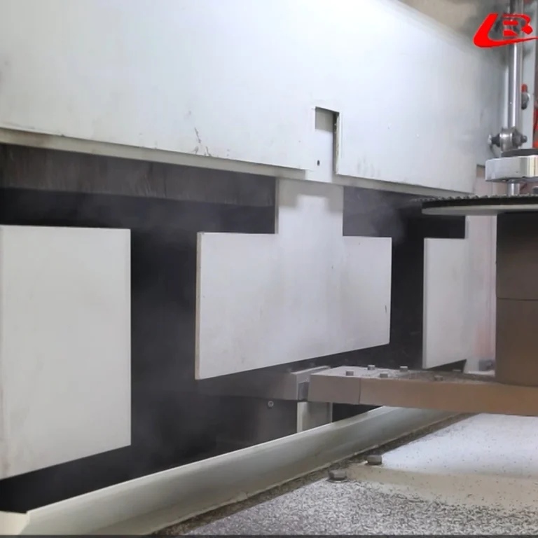 UB-PX400J Full Automatic Sand Blasting Machine (Robot Arm)